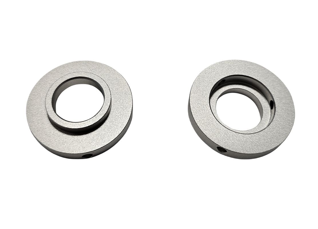Partes de centros de usinagem CNC personalizadas para produtos de aço e alumínio de precisão